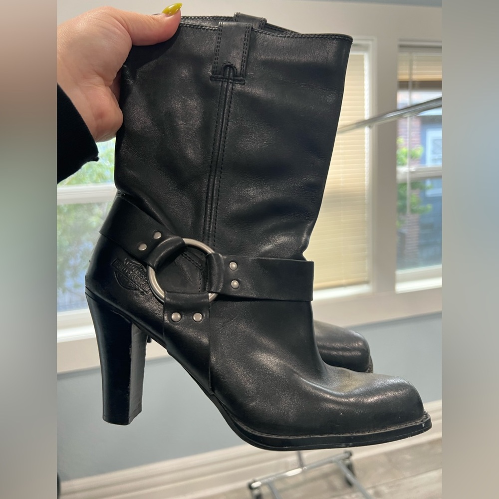 Womens size 10 Harley Davidson boot